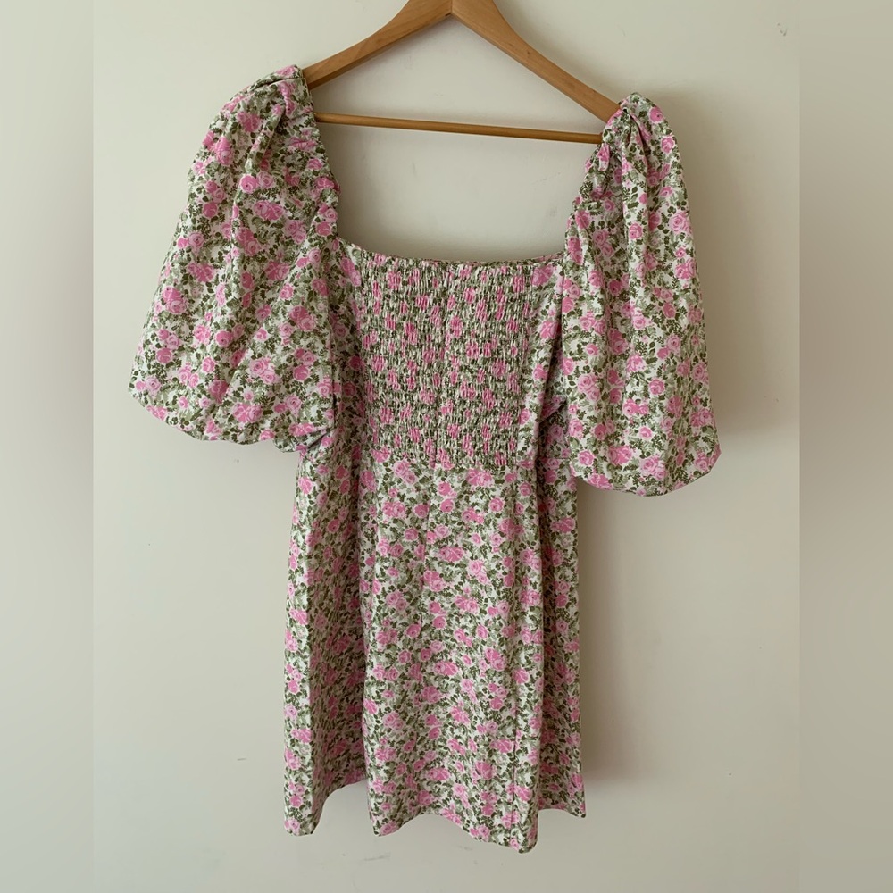 Sezane Alexandra Robe in Peonies - Picture 9 of 14